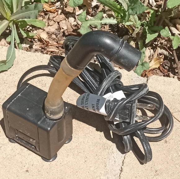 Tetrafauna Terrarium Corner Rock Filter Waterfall. - Picture 11 of 16